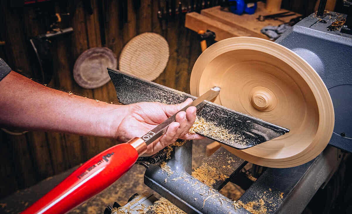 9 Steps On How To Sharpen Lathe Tools