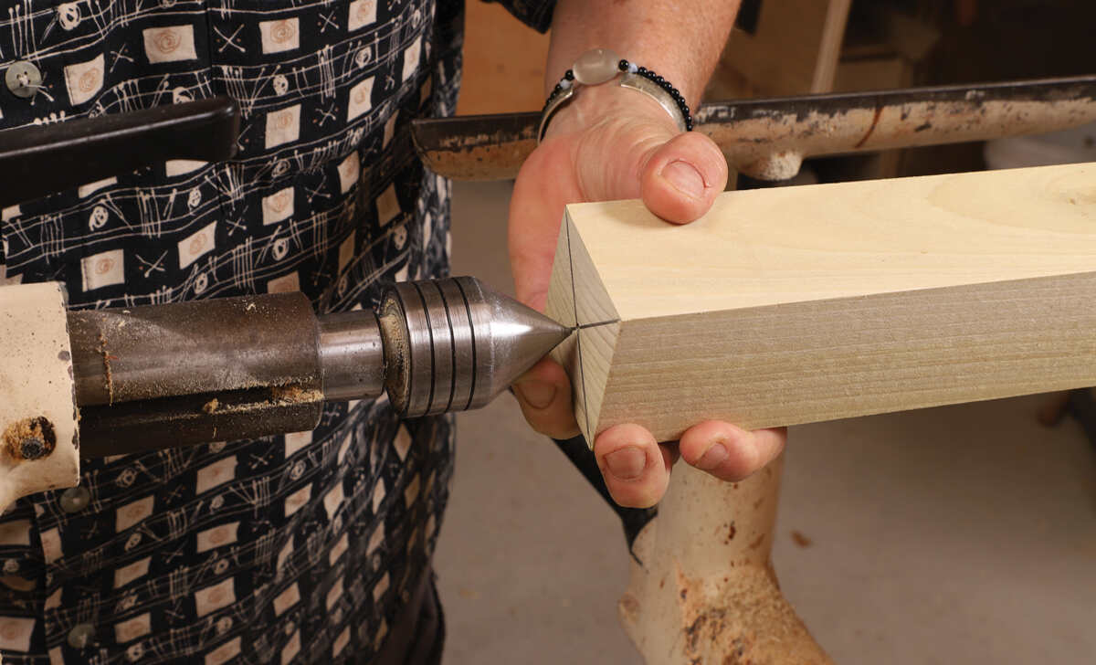 Attach Wood To A Lathe Using A Drive Center