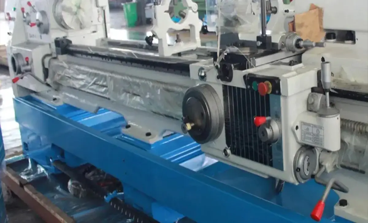 Maintenance And Cleaning Of A Lathe Machine