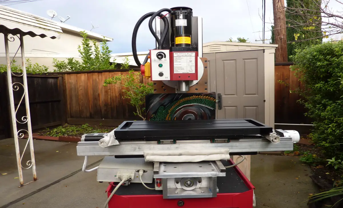 Safety Precautions When Using A Home Milling Machine