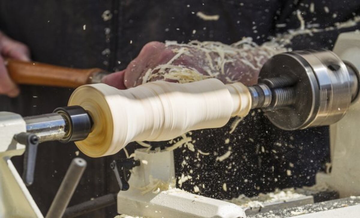 Safety Precautions When Using A Wood Lathe