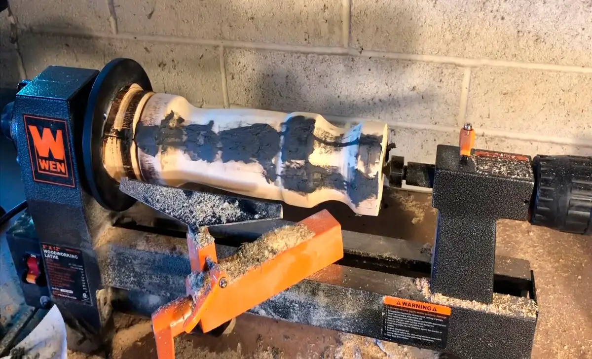 Step-By-Step Guide To Operating A Midi Lathe